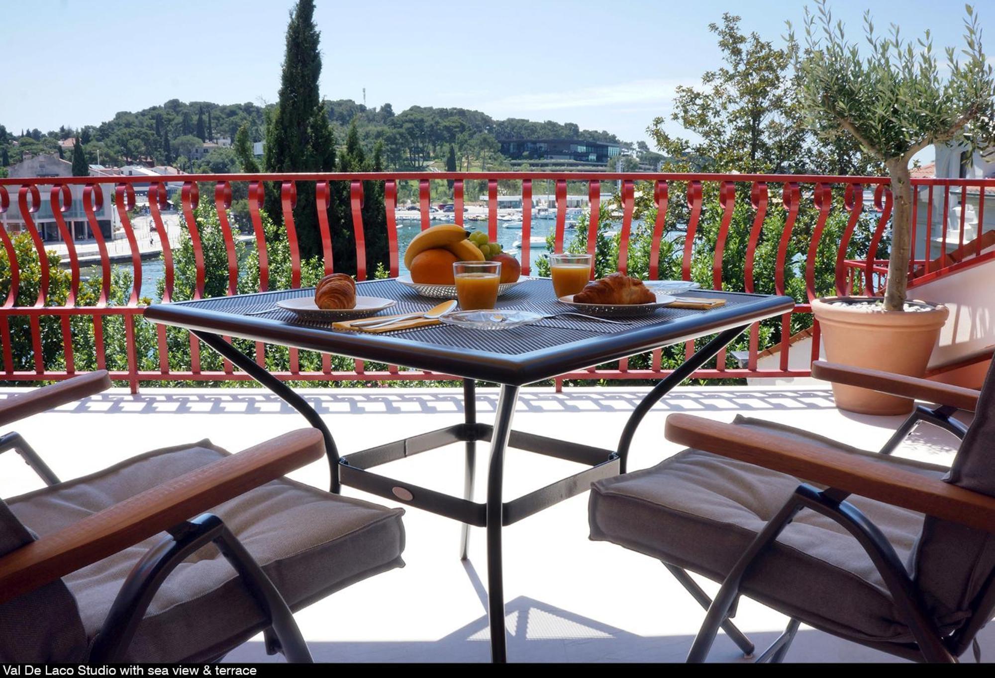 Val De Laco studio apartments Rovigno Esterno foto